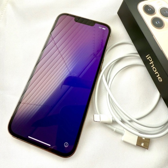 Iphone 13 Pro Gold - Picture 6 of 8